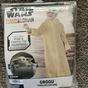 Toddler Star Wars: The Mandalorian
Grogu Costume Robe with
Headpiece 2Т-ЗТ